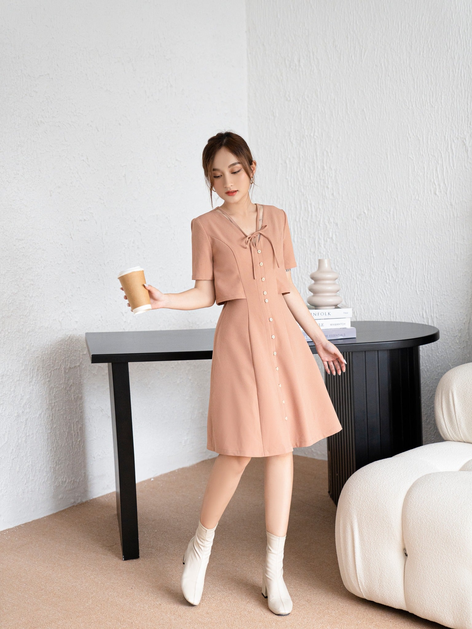 Maris Pink Buttoned A-Line Dress - Gu Fashion | Vietnam Fashion Style S Maris Pink Buttoned A-Line Dress - Gu Fashion | Vietnam Fashion Style S
