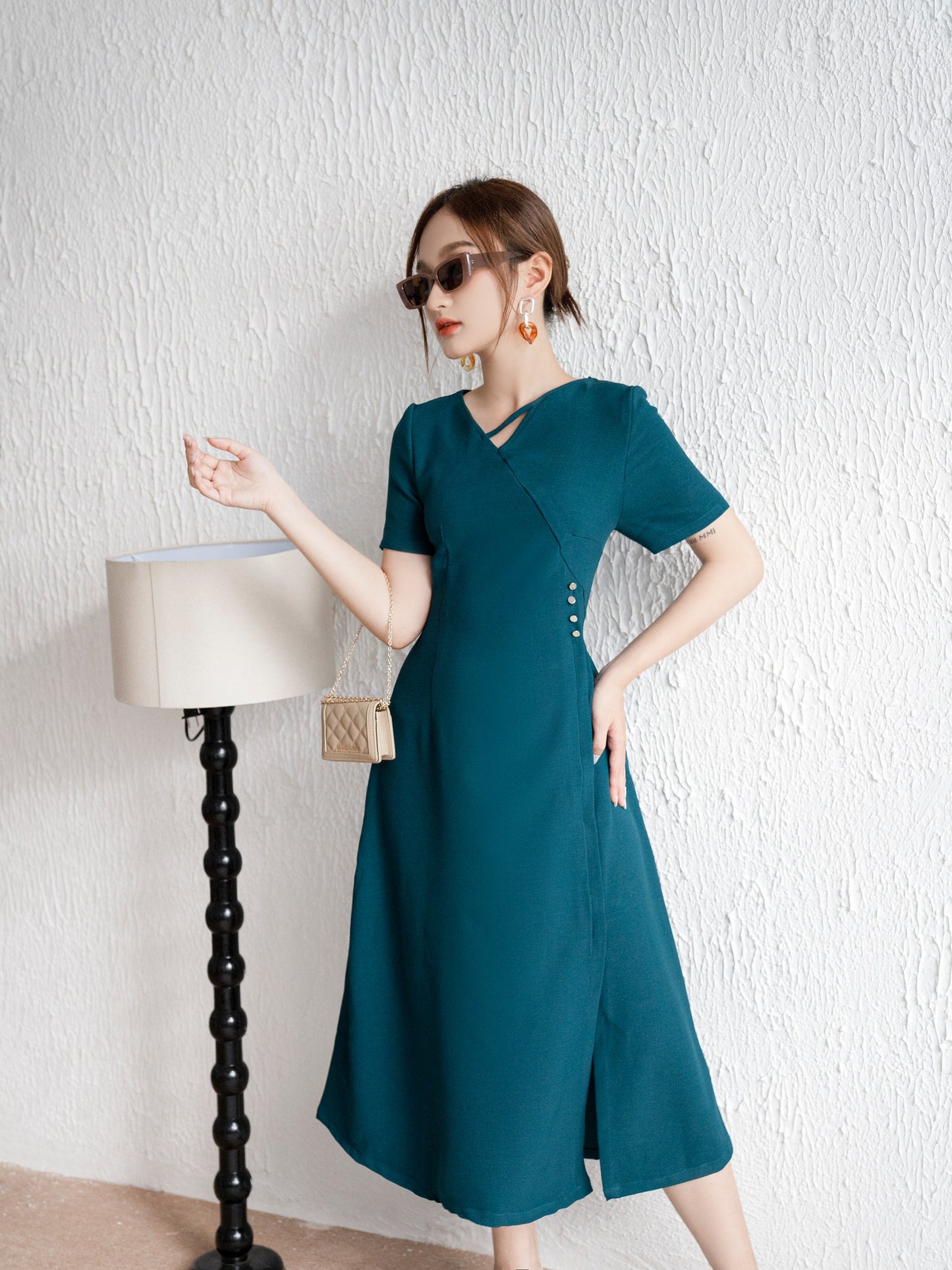 Maris Bottom Split Midi Dress - Gu Fashion | Vietnam Fashion